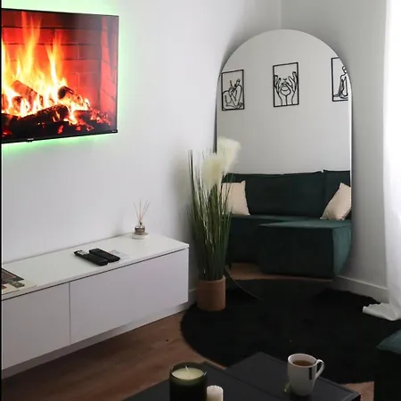 Apartament Comfortable And Elegant Parisian